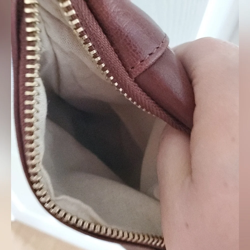Assots London 'CORI' VT Real Leather Crossbody Bag In Brown Pollished